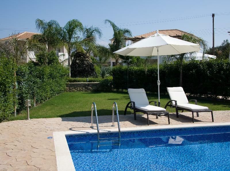 Mamfredas Luxury Resort Plános Exteriér fotografie